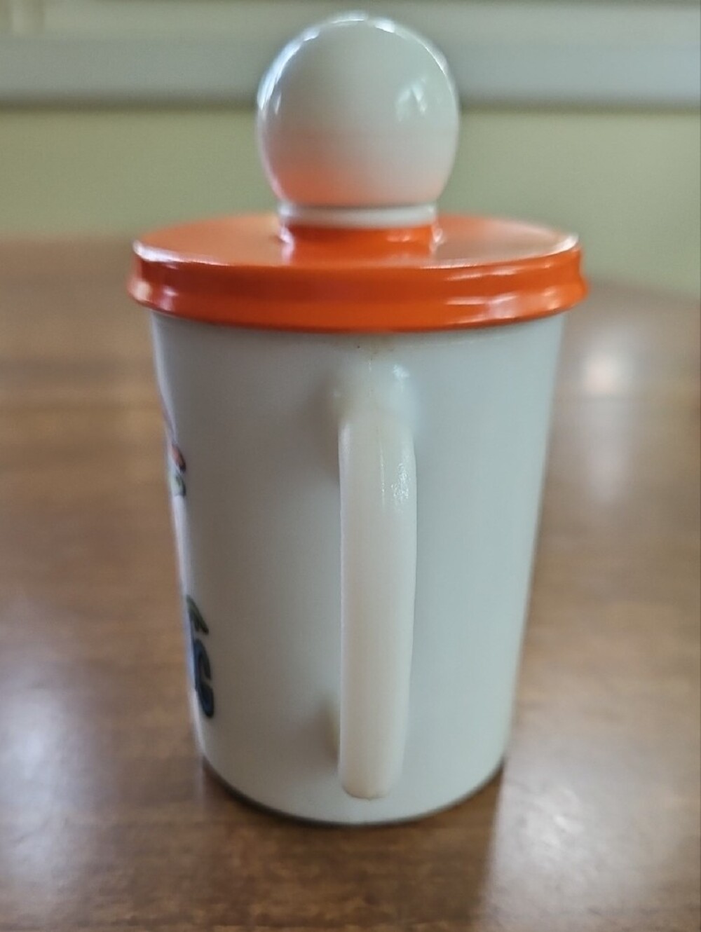 VTG 1969 Avon Freddy the Frog Milk Glass Bubble Bath Mug & Lid - Picture 5 of 9